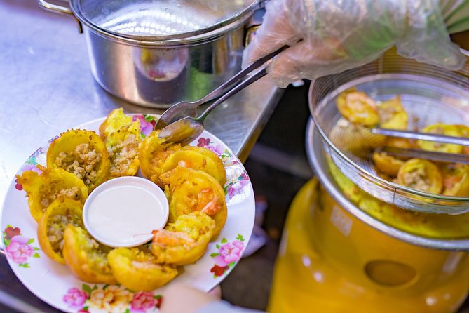 Private Street Food Evening Walking Tour in Ho Chi Minh City - Why Saigon street food at night feels like a shortcut