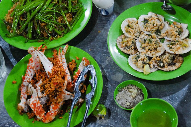 Private Street Food Motorbike Tour in Ho Chi Minh City - Why a Private Night Motorbike Food Tour Works in Saigon