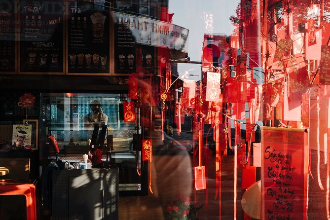 Private Sunrise Photography Tour - Down in Chinatown - Picking the Right Guide Style for Street Photography
