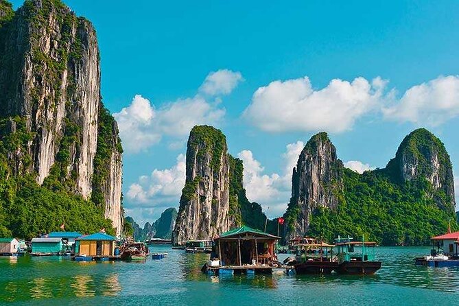 PRIVATE TOUR HALONG BAY ONE DAY with Cave, Kayaking, Bamboo Boat - Dong Thien Cung (Heavenly Paradise Grotto): the cave walk people remember