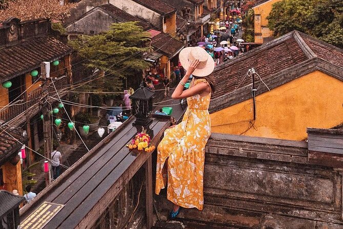 Private Transfer from Danang to Hoi An by Private Car - Choosing the right car: sedan, van, or the Dcar Limousine