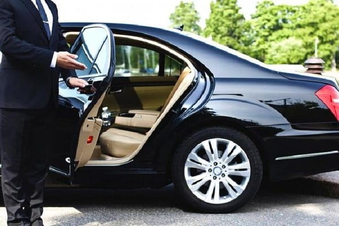 Private transfer from Hue to Da Nang to Hoi An - Price and value: $100 per person for door-to-door, multi-stop time