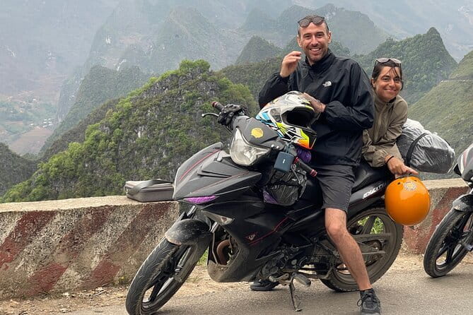 Private Transfers Ha Giang <=> Sapa One Way (Free Hotel Pickup) - The drive time you should plan for, not just hope for