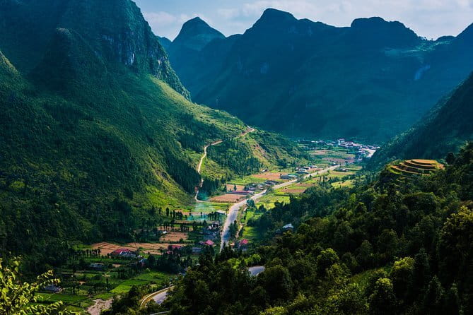 Private Transfers Ha Giang <=> Sapa One Way (Free Hotel Pickup) - Stops, photos, and how to use them without losing your momentum
