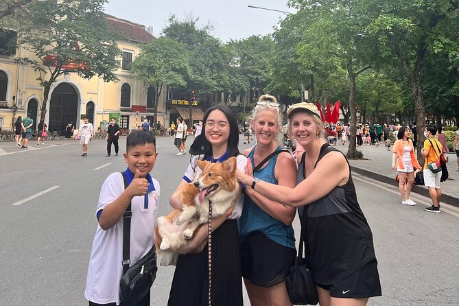 Private Walking Tour of Hanoi City - Hoan Kiem Lake and Ngoc Son Temple: the calm start