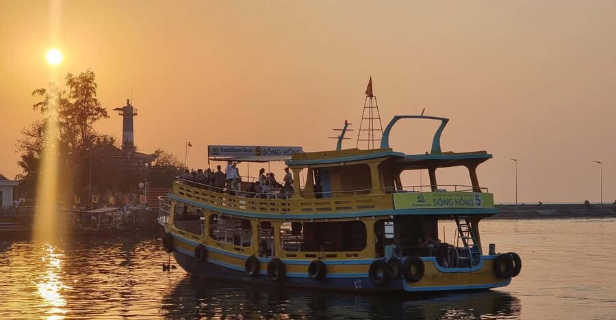 RedRiverTours - Enjoying Sunset & Night Squid Fishing - Why Night Squid Fishing in Phu Quoc Hits Different