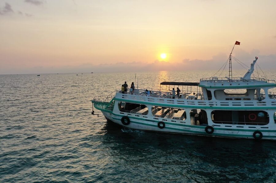 RedRiverTours - Enjoying Sunset & Night Squid Fishing - Bonus Phu Quoc Icons: Aquatopia and the 3-Wire Cable Cars