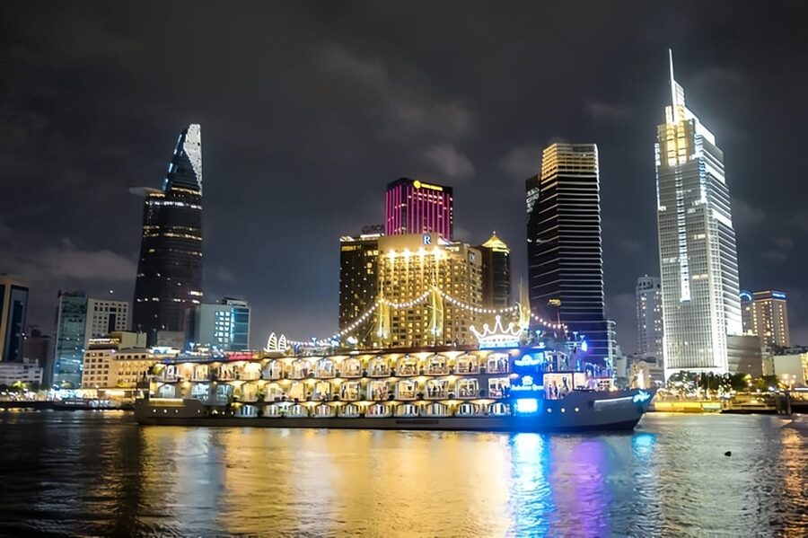 Saigon Dinner On Cruise Tour - The Open Deck After Dinner, Fresh Air, and City Views That Land