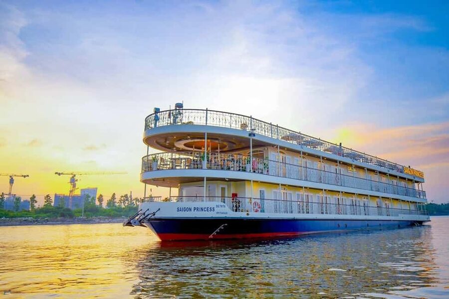 Saigon Dinner On Cruise Tour - Price and Value of the $43 Dinner Cruise