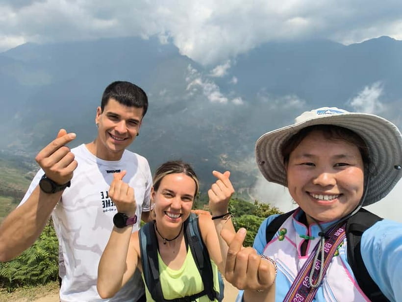 Sapa: 2-Day Local Guided Valley Trek with Night Homestay - Day 2: Giang Ta Chai Dao and the Red Dao lake stop
