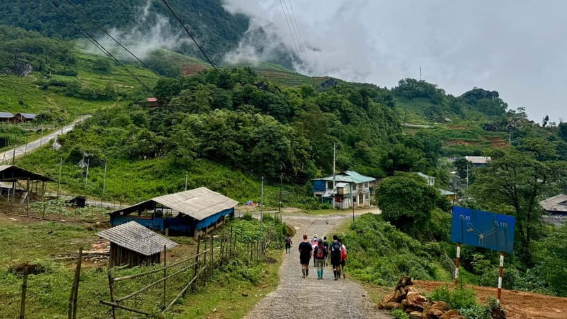 Sapa 2-Day Trekking Tour – Explore Villages & Scenic Trails - Ta Van vs Hau Thao: Choose Your Sapa Mood Carefully