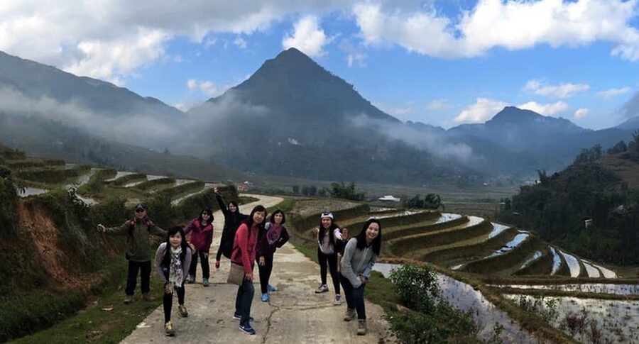 SaPa: 2-Day Villages,Rice Fields, Love Waterfall Hiking Tour - Homestay night in a traditional wooden house, plus the herbal bath option