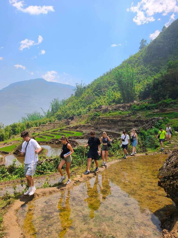 SAPA: 2 DAYS Walking & 1 night at Homestay with LOCAL GUIDE - Day 1: Ham Rong Mountain viewpoint, Hang Da, Hau Thao, and Giang Ta Chai Mong