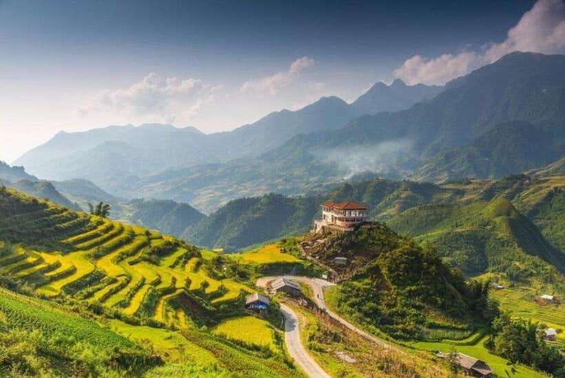 Sapa: Eco Adventure Terrace Fields and Local Villages Trek - Y Linh Ho and the walk toward Lao Chai Sang