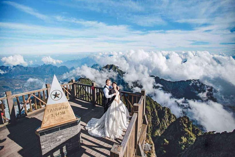 Sapa: Fansipan Cable, Cat Cat Village, Moana Instagram Tour - Cat Cat Village in Muong Hoa Valley: Hmong Homes, Waterfalls, and Craft Stops