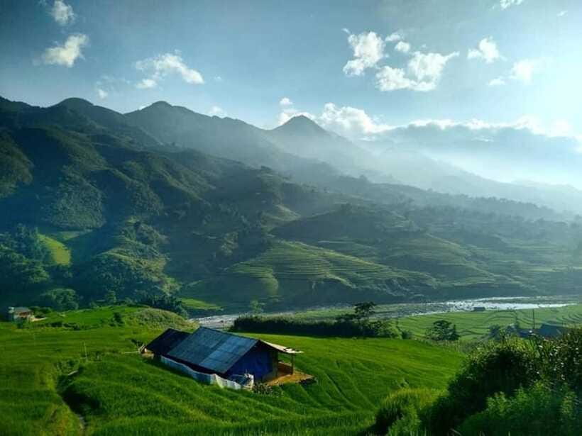Sapa: Muong Hoa Mountain Views and Villages Trek with Lunch - Trek Difficulty: Steep Inclines, Uneven Ground, and Heights