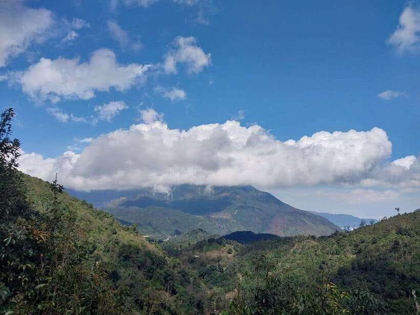 Sapa: Private Highlights Day Tour with Lunch - Thac Bac waterfall: scenic views with a short hike feel