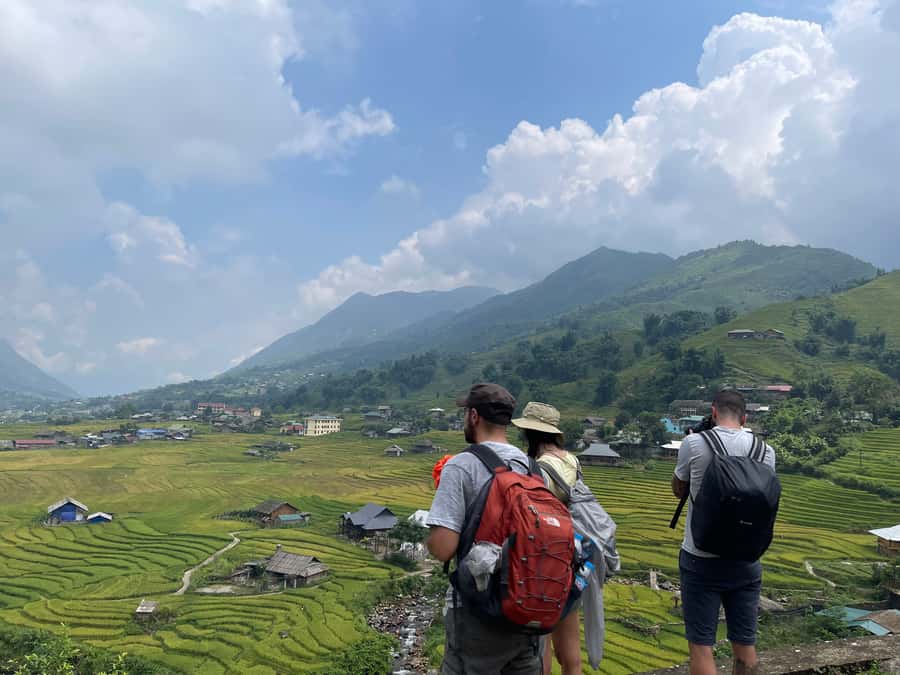 Sapa: Private The Most Beautiful Terraced Fields Trekking - Guides, Pacing, and How the Day Feels