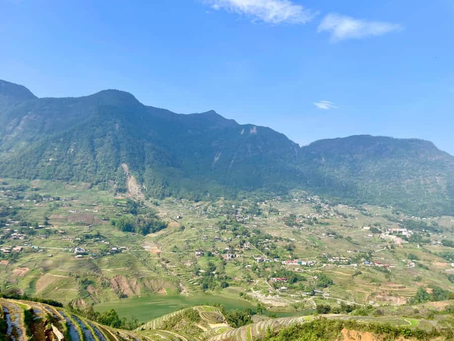 Sapa Trekking Private Tour With Ethnic Female Tour Guide - Muong Hoa Valley and the Dzay People: Rice Terraces With Breathing Room