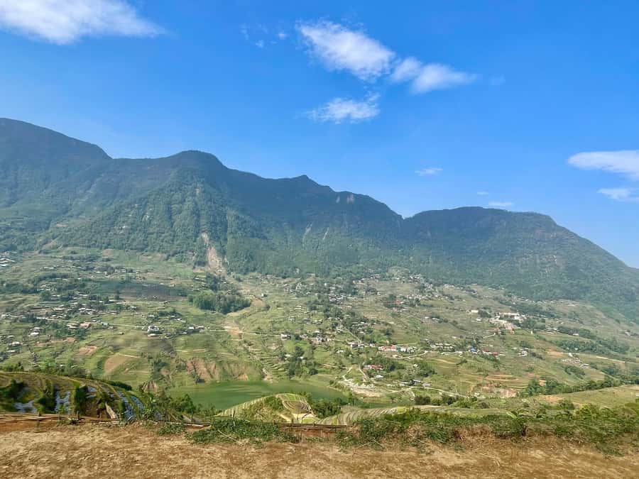 Sapa Trekking Private Tour With Ethnic Female Tour Guide - Meet the Guides: Why the Explanations Are the Real Win