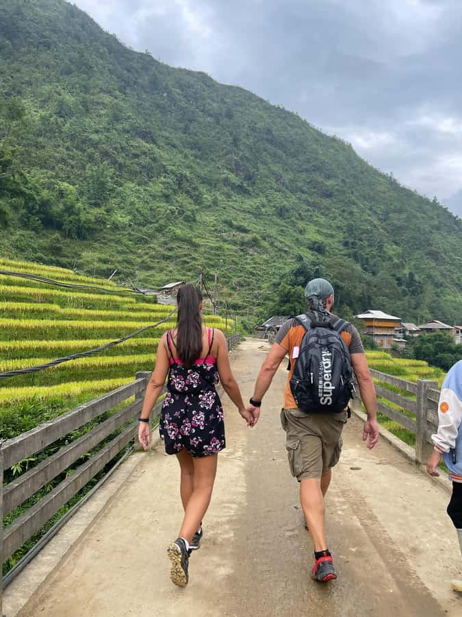 Sapa: Trekking Sapa One Day With Group Tour - Lunch in a village restaurant: included, with real views