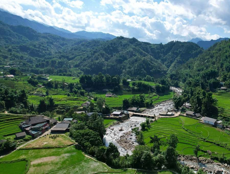 Sapa: Y Linh Ho - Lao Chai, and Ta Van Trekking Day Tour - Morning meeting: timing that keeps you ahead of the crowds