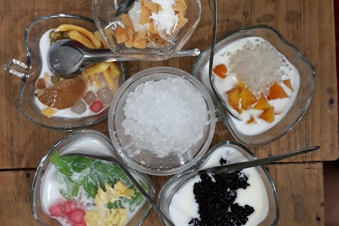 Small Group Hanoi Street Food Tour with a Real Foodie - Lunch or Dinner in a Restaurant: The Part That Makes the Price Feel Fair