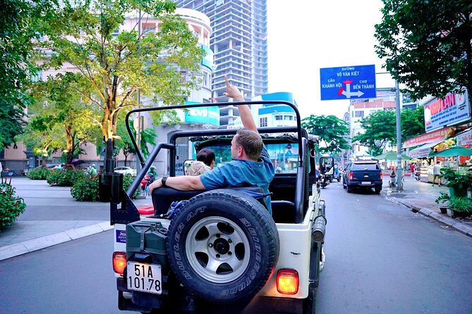 Small-group Saigon City Tour: 4-Hour Must-see Iconic Landmarks - Central Post Office: French Colonial Saigon in Action