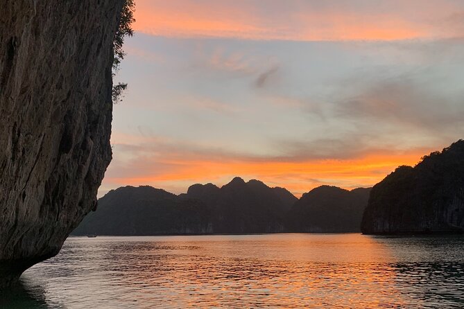 Sunset & Bioluminescent Plankton Kayaking Lan Ha bay - Key things to know before you go