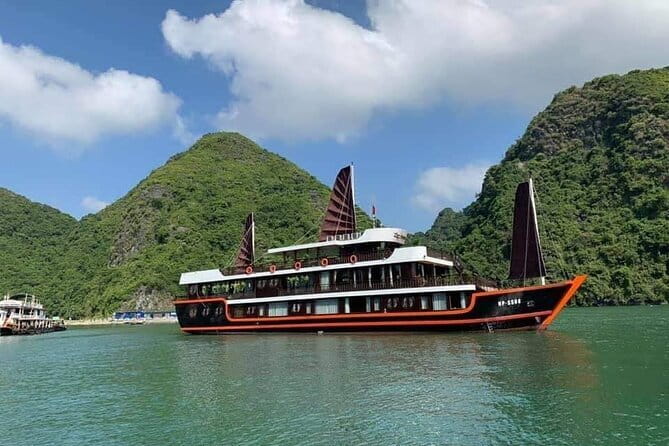 Sunset Tour in Lan Ha Bay | 4-star Daiichi Cruise - Group Size, Comfort, and the Kind of Travelers This Suits