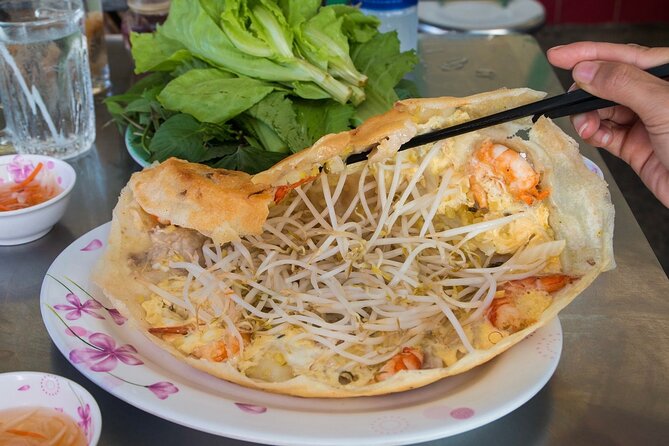 Super Niche Walking Street Food Tour in Ho Chi Minh City - What to Bring (and What to Leave Behind)