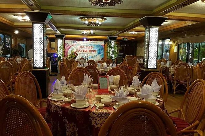 Tasty Dinner Han River Dragon Cruise by Yatch & Tradictional Show - Performances, Dragon Bridge shows, and the 9:00 pm fireworks chance