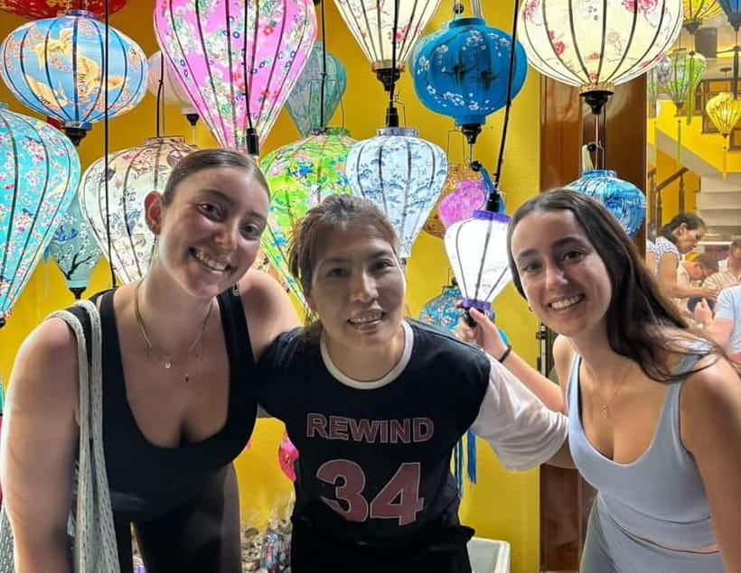 The Lantern Lady: Traditional Lantern Class in Old Town - Key things I’d bank on