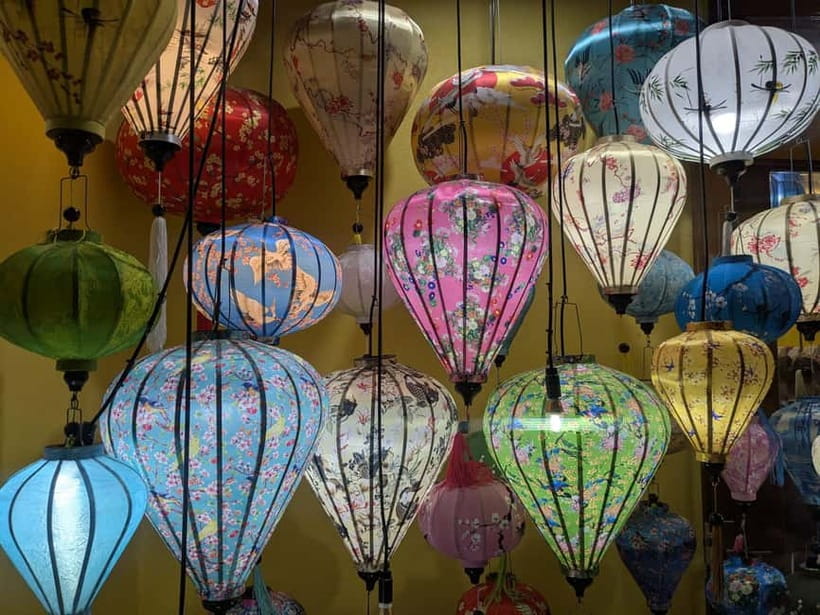 The Lantern Lady: Traditional Lantern Class in Old Town - Practical tips so you have an easy, smooth session