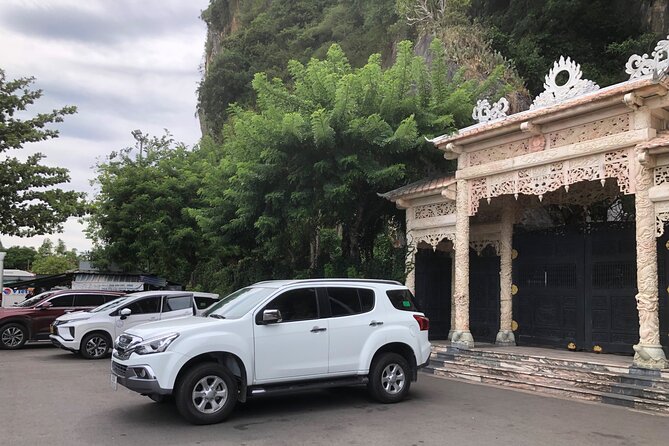 Transfer from Da Nang airport to Hoi An by private cars - How Meet-and-Greet and WhatsApp Save You From Airport Chaos