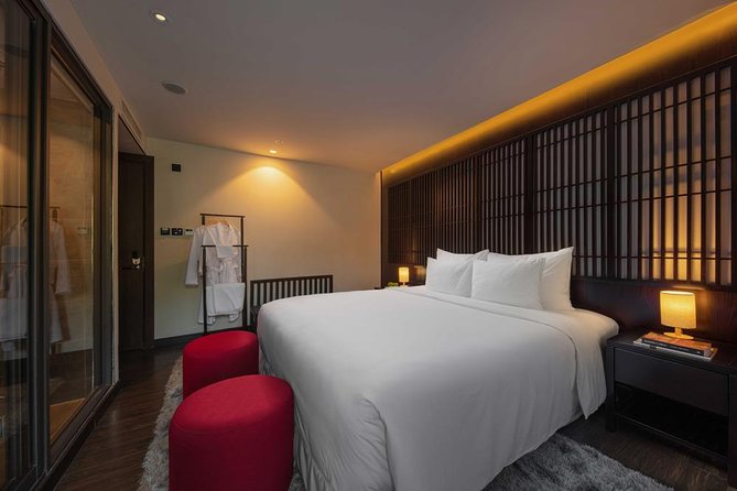 Ultra luxury style-3D/2N amazing activities Halong-Lan Ha- Cat Ba - Lan Ha Bay day: kayaking, beaches, and Cat Ba Island time