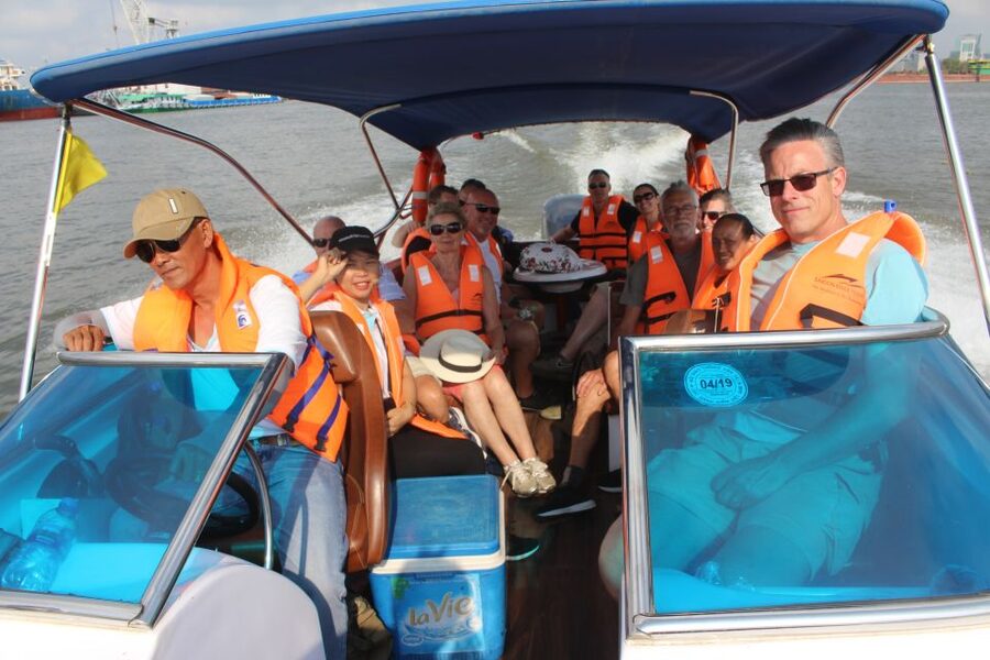 VIP Tour Enjoy Romantic Sunset by Speed Boat Free Cocktail - From Hotel Pickup to Saigon Waterbus Boarding