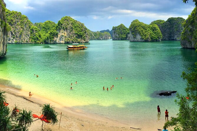 What a great combination, day cruise and night kayak with glowing biolumenescent - Ba Trai Dao Beach, Swim and Relax in a Remote Setting